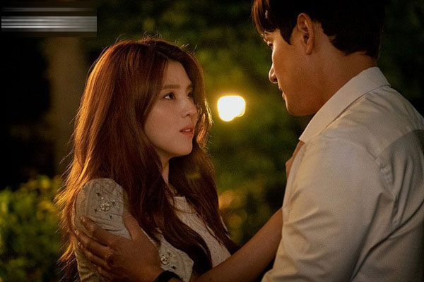 Ruồng bỏ người yêu nghèo để lấy chồng giàu, đêm tân hôn, nhìn phòng cưới mà tôi khóc nấc-2