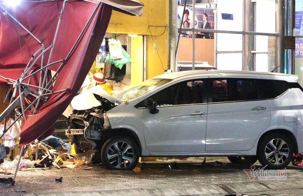 Vụ ô tô lao vào tiệm bánh mì ở Đà Nẵng: Tài xế có sử dụng rượu bia-1