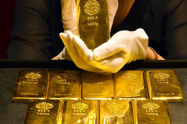 Giá vàng hôm nay 5/4: USD tăng vọt, vàng vẫn leo thang-2