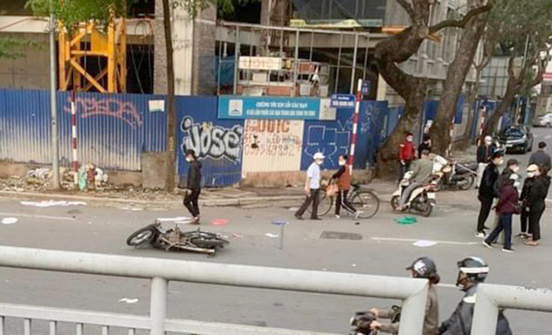 Điều tra vụ người phụ nữ bị xe máy đâm tử vong lúc rạng sáng-1