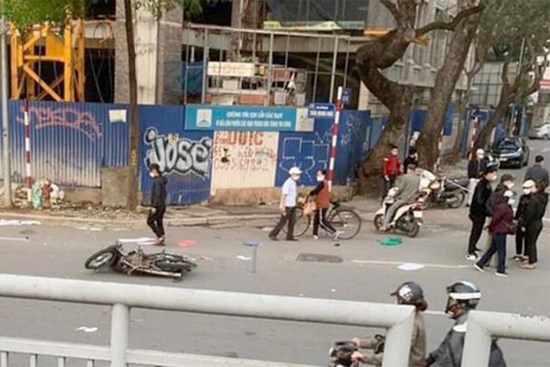 Điều tra vụ người phụ nữ bị xe máy đâm tử vong lúc rạng sáng