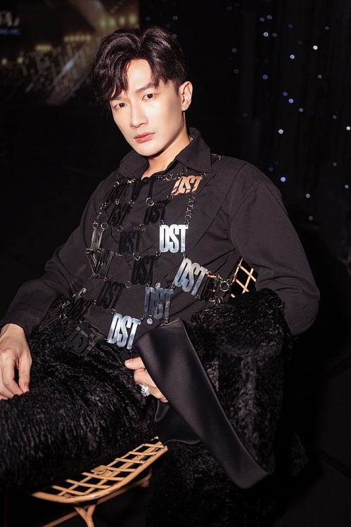 Nữ đại gia quận 7 vừa quyên tặng đồng hồ hàng hiệu thì ông xã quyết tâm đấu giá mua lại bởi vì ý nghĩa đặc biệt này-3