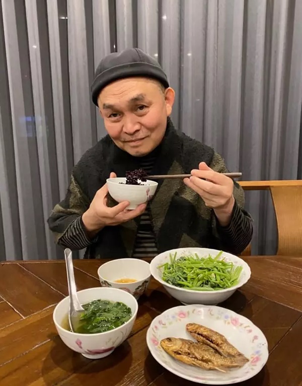 Xuân Hinh tuổi xế chiều: Giàu sụ, ở nhà vài chục tỷ song thích sống giản dị, ăn đạm bạc-7