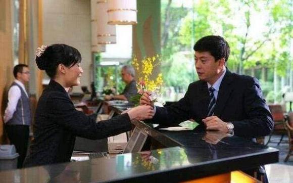 Khi ở trong khách sạn vào ban đêm, tại sao bạn nên cố gắng bật đèn nhà vệ sinh? Hầu hết mọi người không quan tâm-7