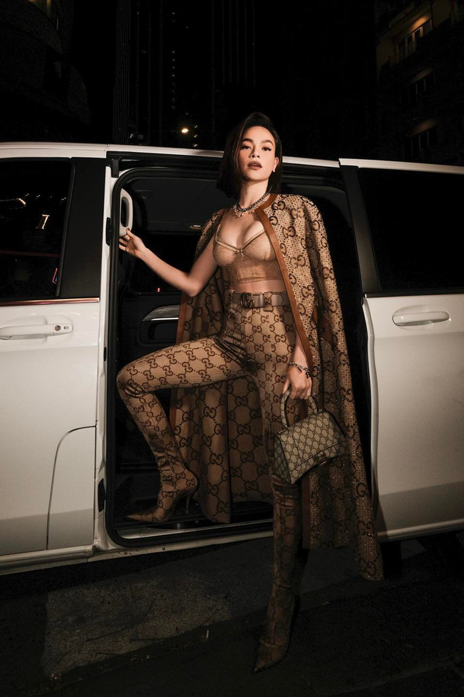 So kè khối tài sản của Hà Hồ và Lệ Quyên: Ở dinh thự nhìn mà ngợp thở, khủng nhất phải kể đến 1 điều?-11