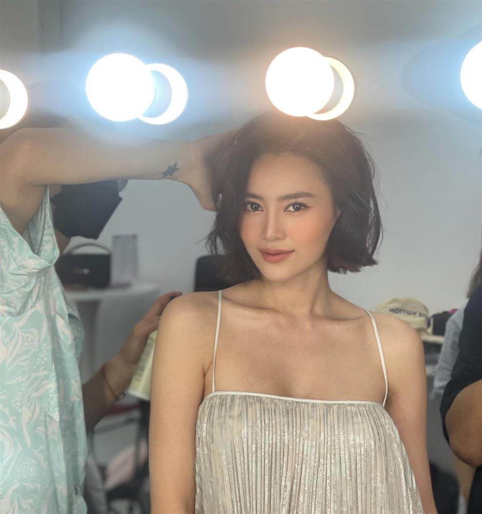 4 mốt tóc ngắn đang được quá nhiều sao Việt áp dụng: Lan Ngọc cắt tóc bob cơ bản thôi mà trẻ ra bao nhiêu-9