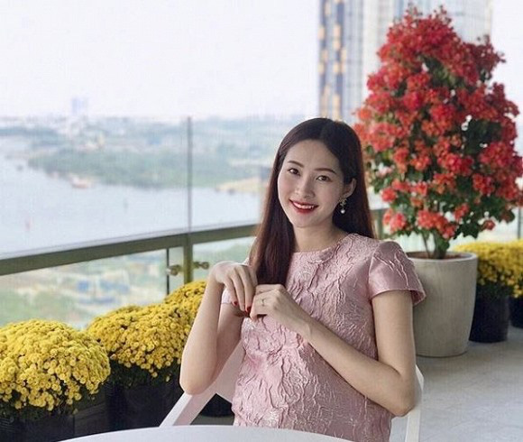 Hoa hậu Đặng Thu Thảo viên mãn trong căn biệt thự bạc tỉ-17