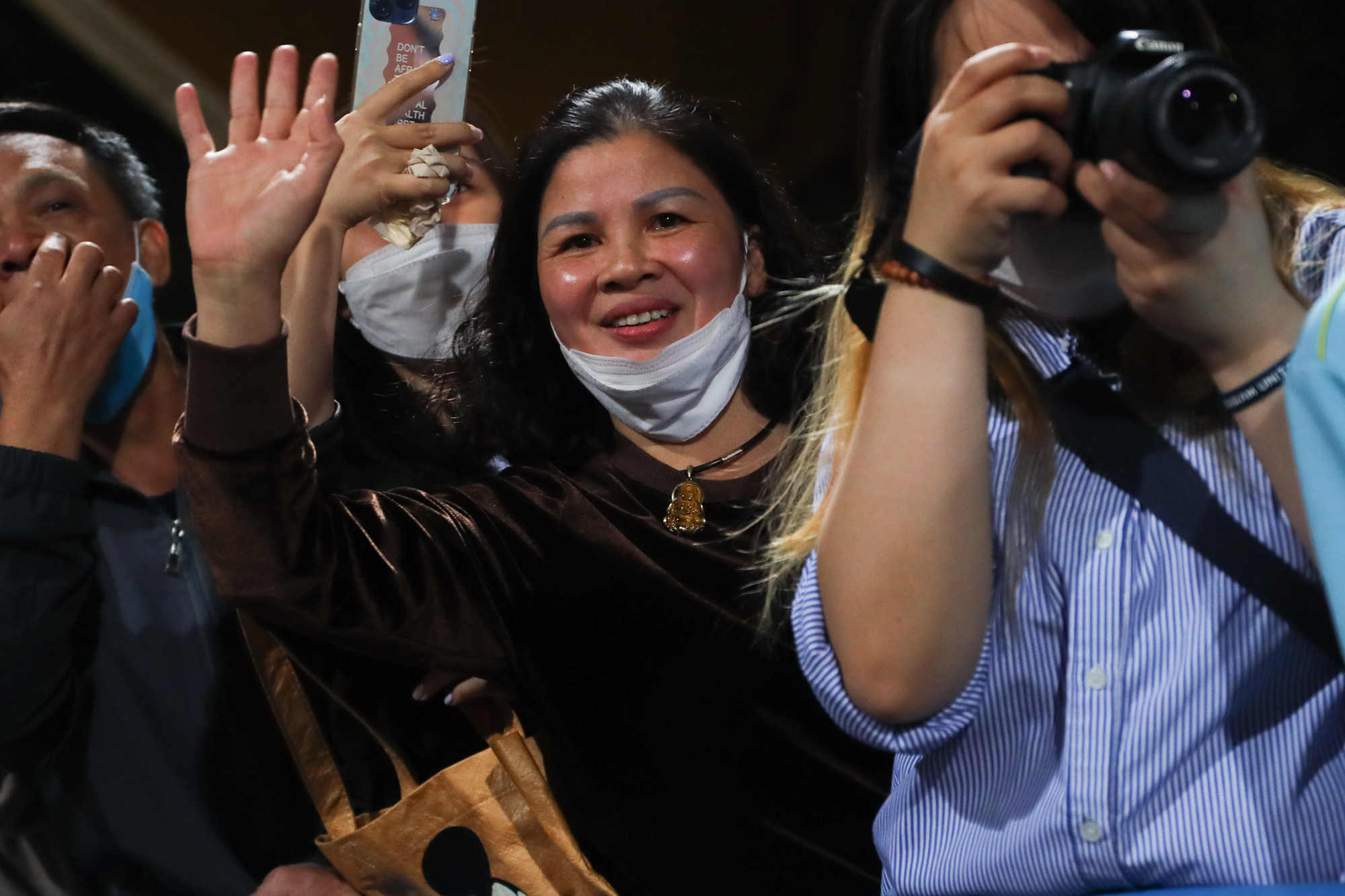 Quang Hải nghẹn ngào trong ngày bầu Hiển nói lời chia tay-8