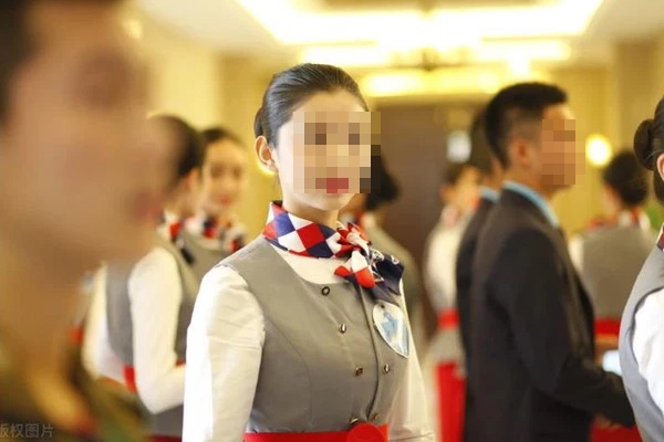 Nữ tiếp viên hàng không biết mắc ung thư cổ tử cung từ dấu hiệu mà rất ít người để ý tới-1