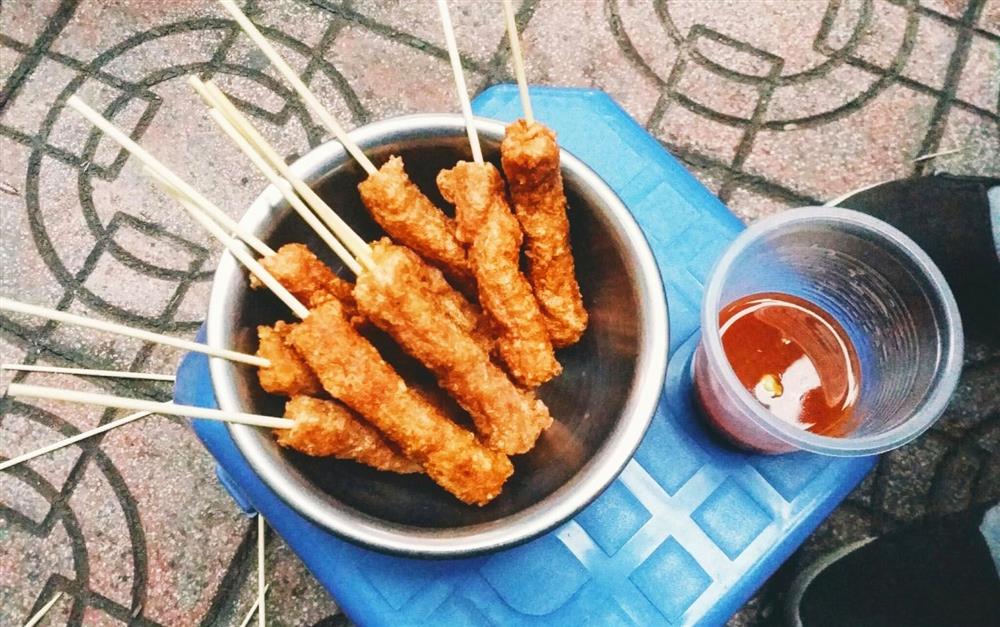 Sốc với luật lệ bán hàng của một chủ quán nem chua công chúa nổi tiếng Hà Nội: Đến trước hay sau cũng phải nhường các App hết-3