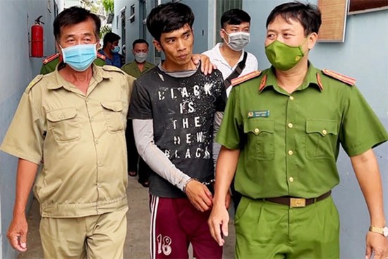 Người phụ nữ bị chồng sát hại trong nhà vệ sinh