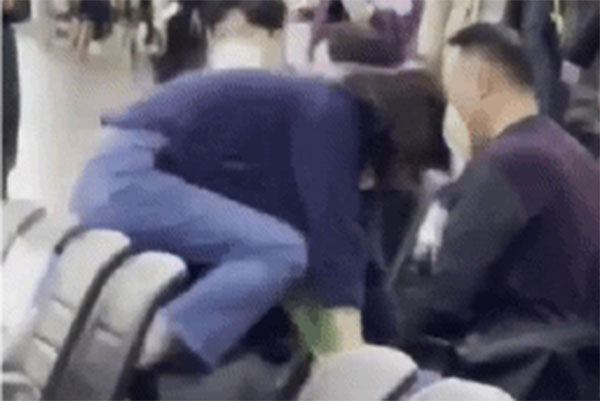 Lên MXH bóc phốt chồng cũ không nuôi con sau ly hôn, người vợ bị dân mạng ném đá ngược Giữ lại chút liêm sỉ đi chị”-2