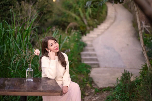 Hóa ra MC Diệp Chi cũng là tay chơi hàng hiệu sành điệu: Xách toàn túi Hermès, Chanel cả chục nghìn USD đi muôn nơi-7