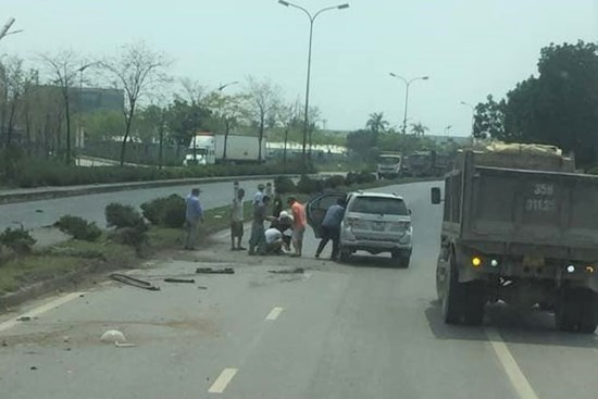 Hiện trường vụ tai nạn khiến hai vợ chồng nguyên Bí thư Ninh Bình qua đời