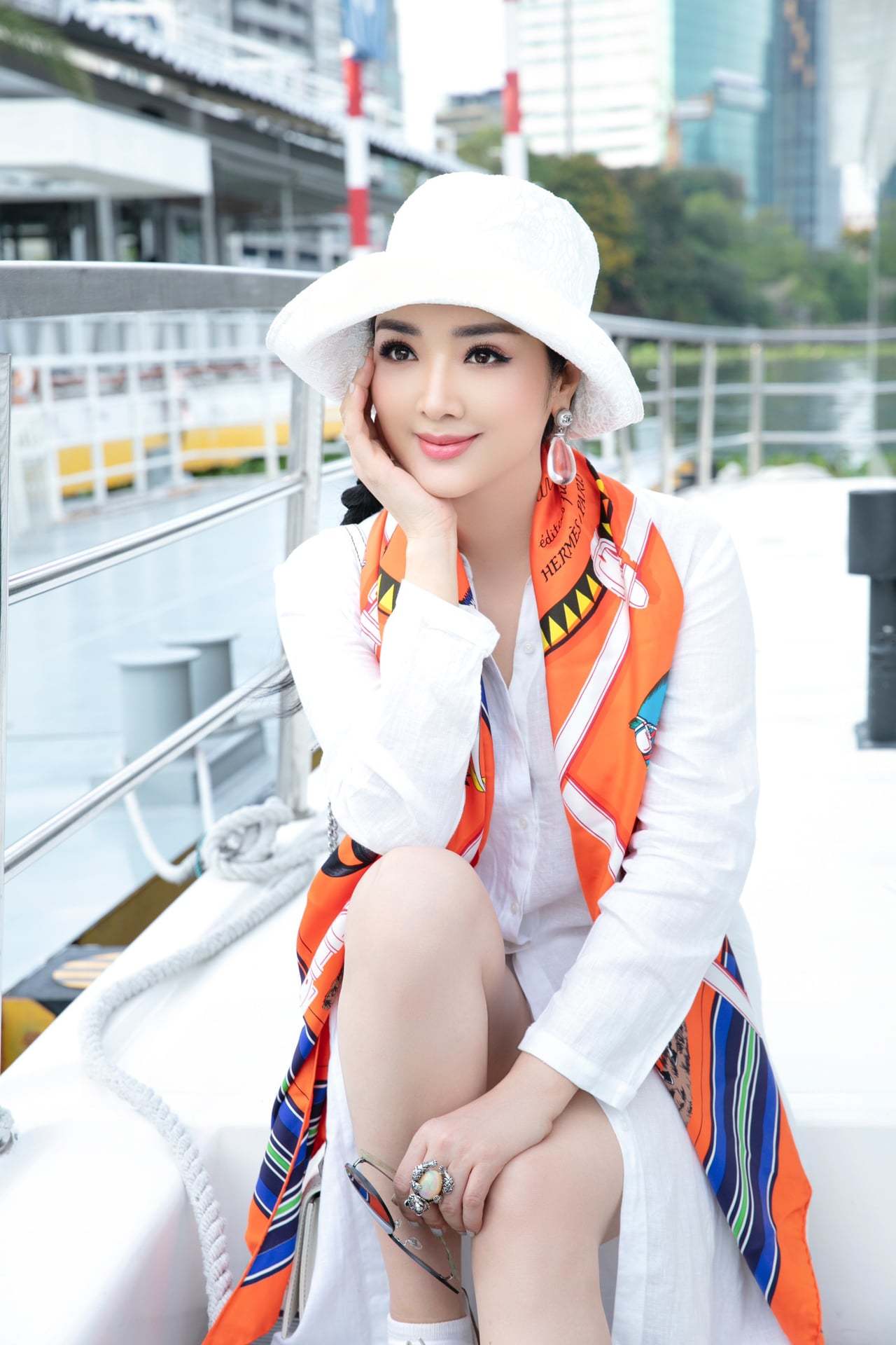 Hoa hậu Giáng My giàu có cỡ nào ở tuổi 50?-14