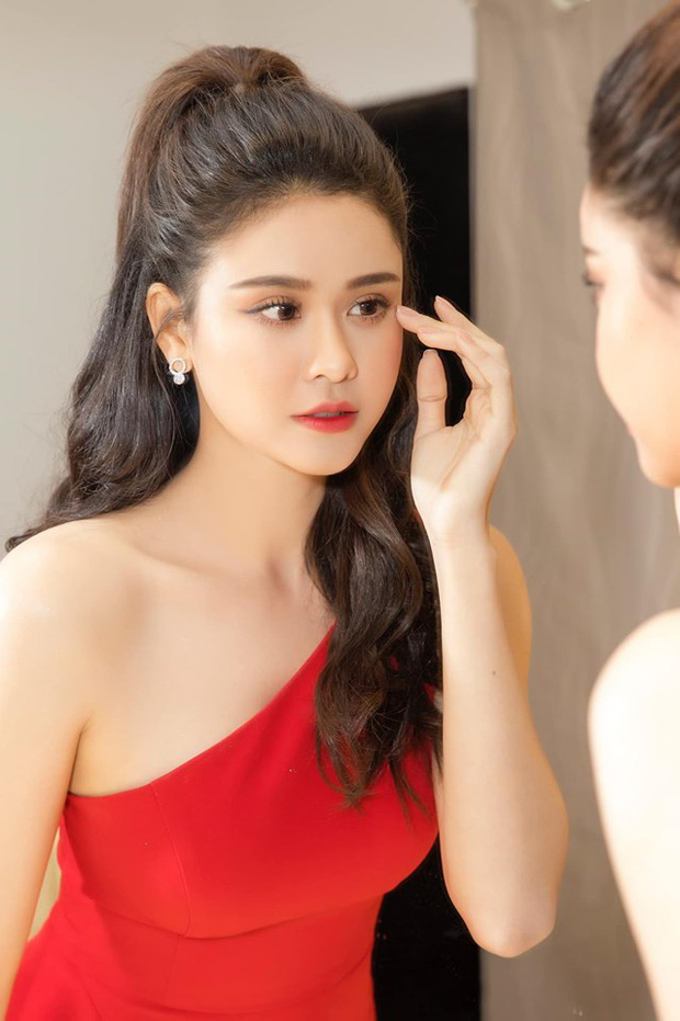 Trương Quỳnh Anh bất ngờ đăng status nền đen kèm caption gây hoang mang, chuyện gì đây?-5