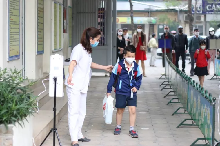 Hàng triệu học sinh lần đầu đến trường: 2 tháng cuối năm học quý giá-2