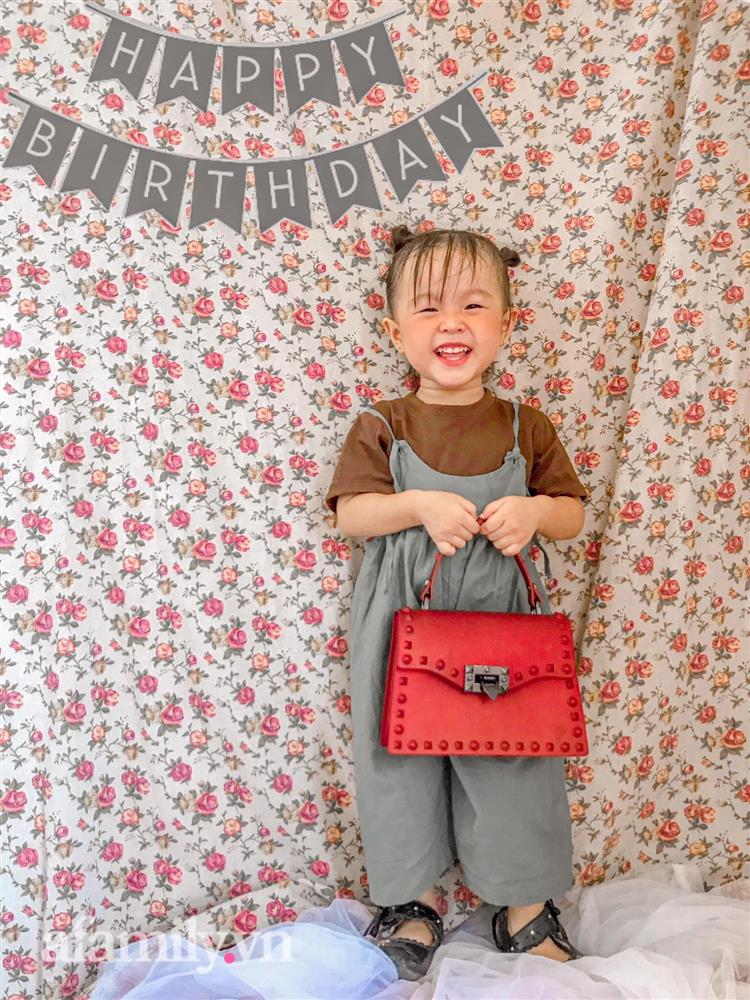 5 năm sinh 4 đứa con, mẹ bỉm bật khóc khi nghĩ đến khoảnh khắc mang bầu, chưa 1 lần hối hận vì có người chồng hết mực thương yêu-5