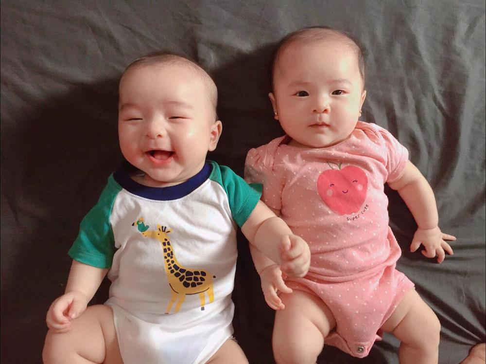 5 năm sinh 4 đứa con, mẹ bỉm bật khóc khi nghĩ đến khoảnh khắc mang bầu, chưa 1 lần hối hận vì có người chồng hết mực thương yêu-12