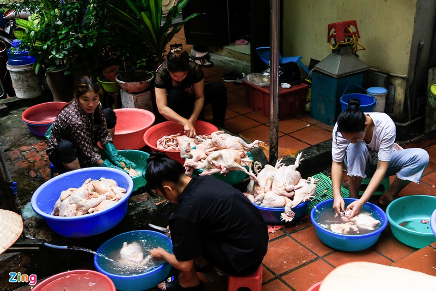 Những hàng phở gà Hà Nội bán vài trăm bát một ngày-2