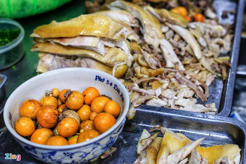 Những hàng phở gà Hà Nội bán vài trăm bát một ngày-14