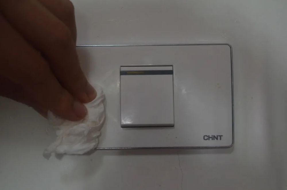 5 công dụng ẩn giấu của vỏ kem đánh răng gần hết, bất ngờ nhất là điều này-11