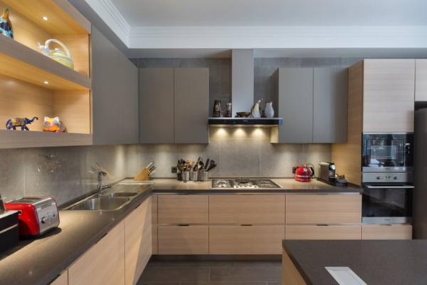 Cách bố trí hợp lý ánh sáng giúp&nbsp;không gian nhà bếp thêm ấm cúng-7