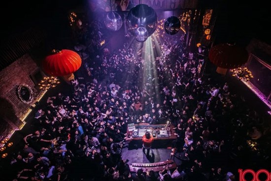 Từ 0h ngày 8/4, Hà Nội mở lại quán karaoke, massage, bar, trò chơi điện tử