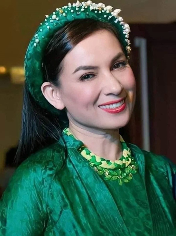 Cháu ngoại của Phi Nhung được mẹ đưa đến thăm bà quá cố, có 1 chi tiết gây xúc động mạnh-5