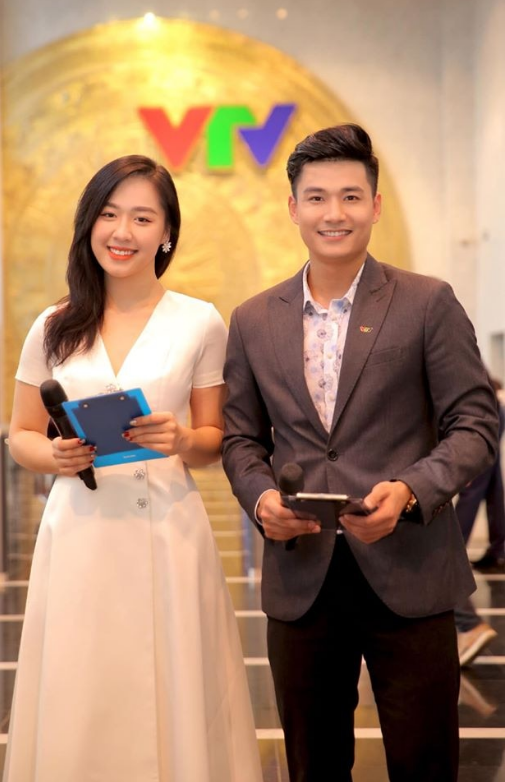 Thấy gì từ cuộc sống sau hôn nhân đối lập của 2 nàng BTV MC VTV nổi tiếng: Mai Ngọc và Hà My-6