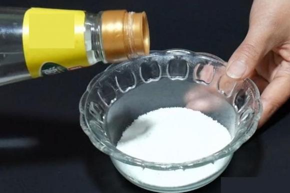 Thêm hai viên này” vào khi giặt quần áo, quần áo dù có bẩn hay ố vàng đến đâu thì sau khi giặt sẽ sạch như mới-3