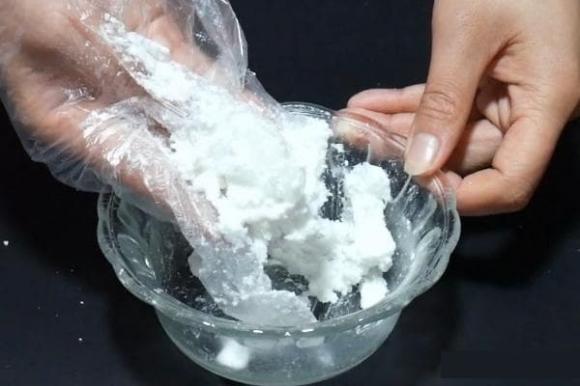 Thêm hai viên này” vào khi giặt quần áo, quần áo dù có bẩn hay ố vàng đến đâu thì sau khi giặt sẽ sạch như mới-4