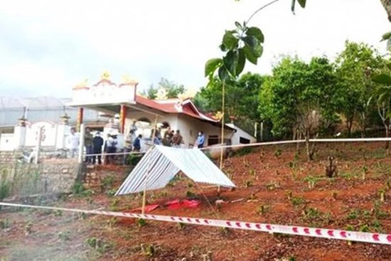 Mưa lớn làm phát lộ thi thể người vợ nghi bị chồng giết ở Đà Lạt