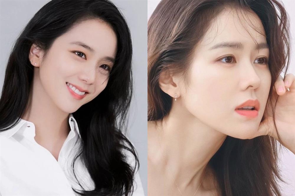 Chênh lệch 13 tuổi, Son Ye Jin vẫn trẻ trung ăn đứt Jisoo (BLACKPINK) khi theo cùng 1 style?-4