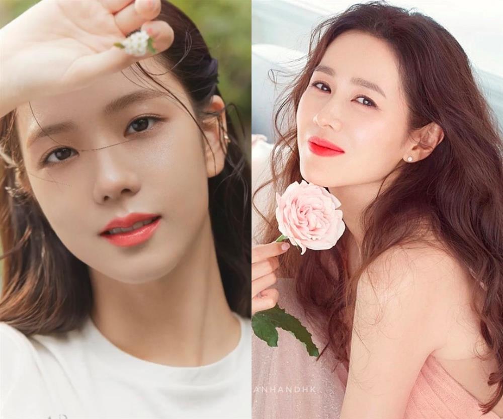 Chênh lệch 13 tuổi, Son Ye Jin vẫn trẻ trung ăn đứt Jisoo (BLACKPINK) khi theo cùng 1 style?-7