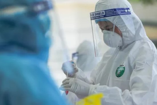 Ngày 7/4: Số mắc COVID-19 mới tiếp tục giảm còn 45.886 ca; 2 tỉnh bổ sung hơn 44.300 F0