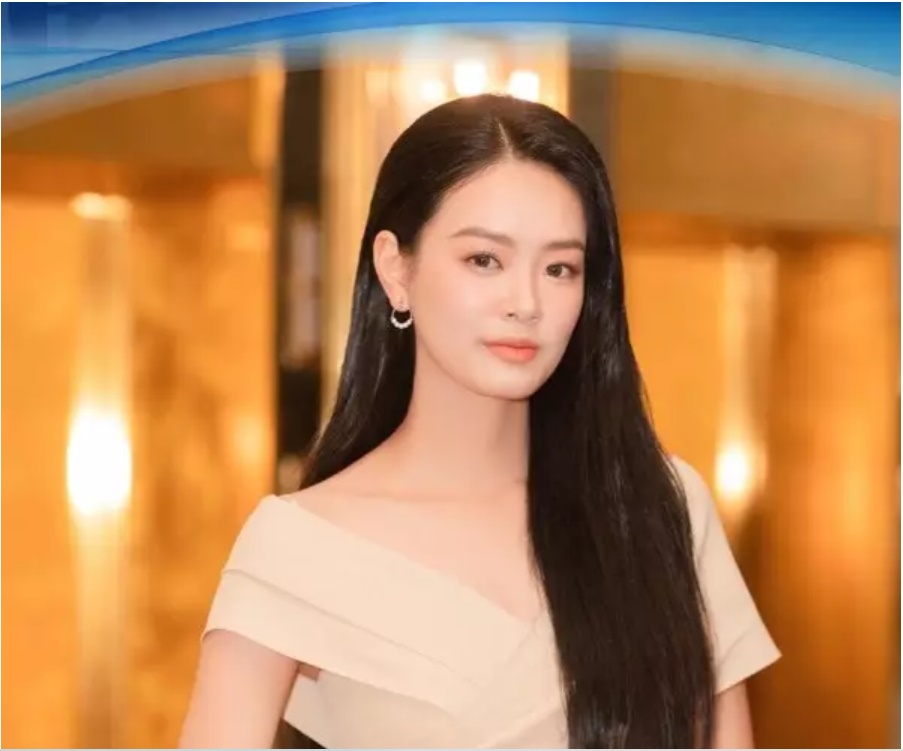 Nữ sinh đẹp như sao Hàn, mê bóng đá thi Miss World VN 2022-1