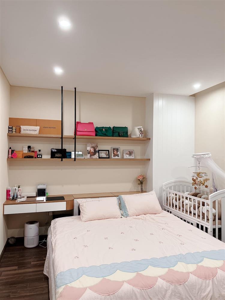 Ngôi nhà hiện đại với gam màu pastel, nhìn đã thấy thư thái và nhẹ nhàng-16