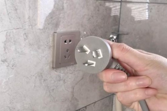 Người thợ điện già nhắc nhở: không rút 5 thiết bị điện này ở nhà, tiền điện hàng tháng sẽ bị đội lên gấp đôi, đừng coi thường!