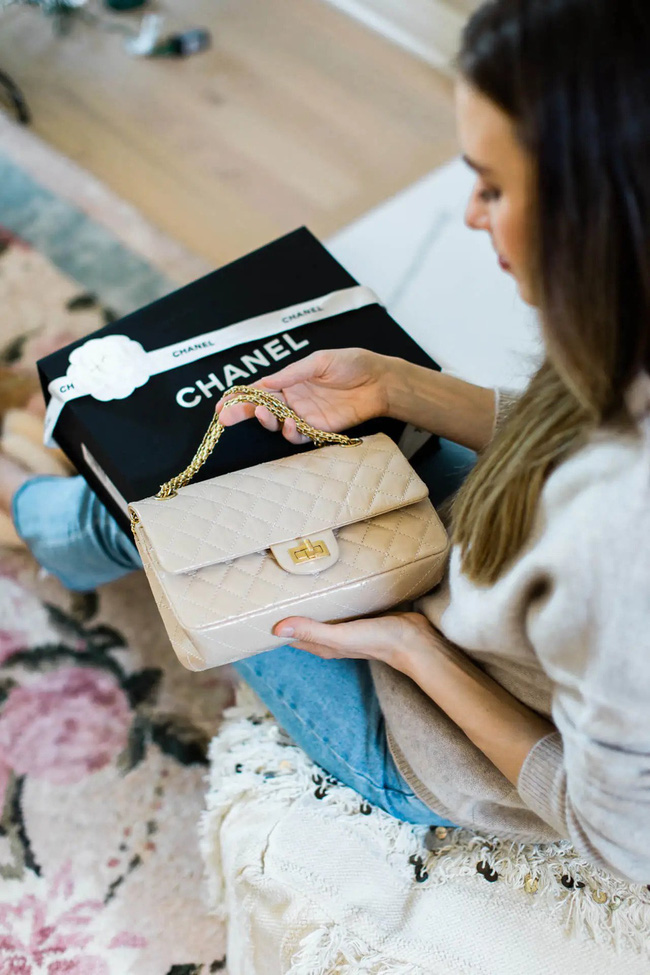 Ở tuổi 30, tôi đã VỨT luôn ước mơ tậu được một chiếc túi Chanel-1