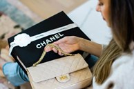 'Ở tuổi 30, tôi đã VỨT luôn ước mơ tậu được một chiếc túi Chanel'