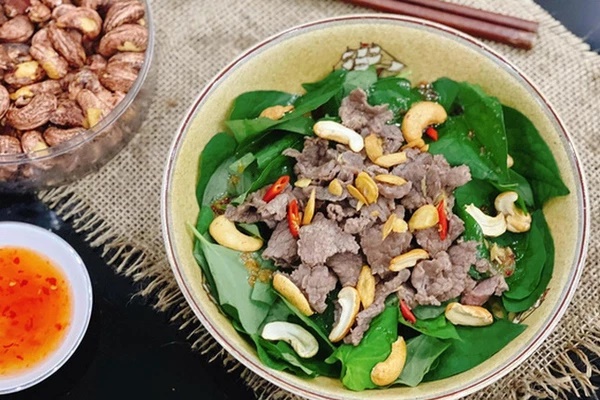 Loại rau ở Việt Nam mọc dại, sang Nhật được quý trọng dùng làm trà giải độc, chống lão hóa-3