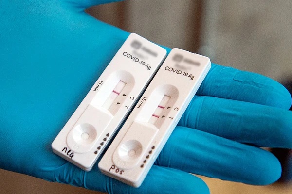 Đang nhiễm COVID-19, F0 có những dấu hiệu này thì tuyệt đối không nên quan hệ vợ chồng-2