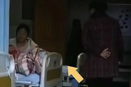 Con dâu mới sinh, mẹ chồng xông vào bệnh viện mắng chửi xối xả, từng câu từng chữ khiến người nghe 