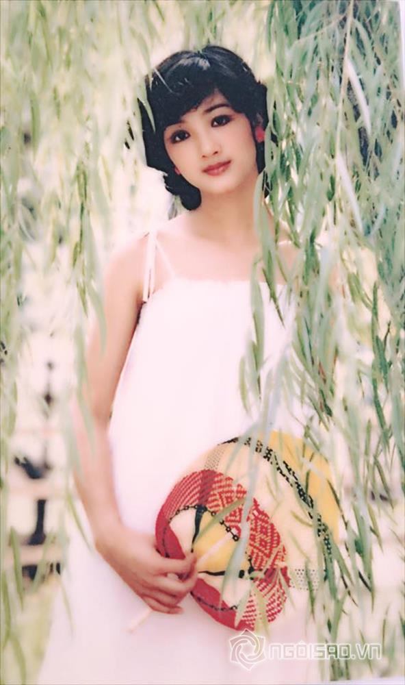 Ảnh hiếm lúc trẻ của Hoa hậu Đền Hùng Giáng My: Nhan sắc khiến ai nhìn cũng ngơ ngẩn-1