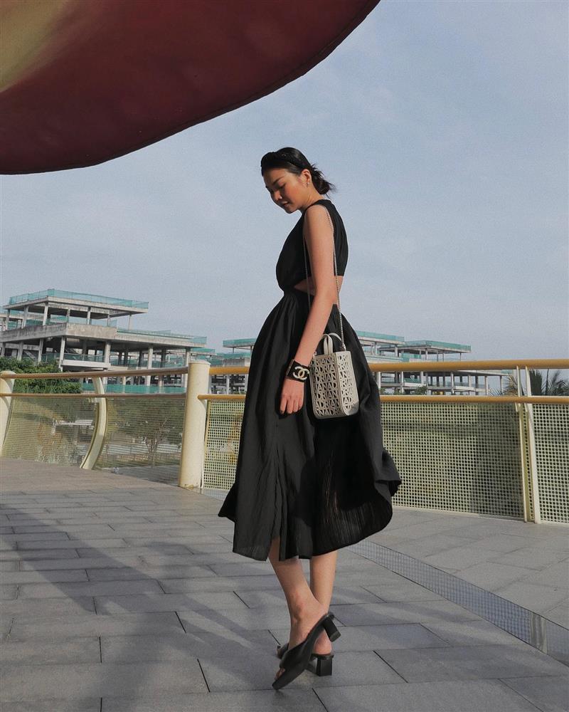 5 mẫu váy mùa hè này chính là tuyệt chiêu hack tuổi của hội mỹ nhân Việt 30+-10