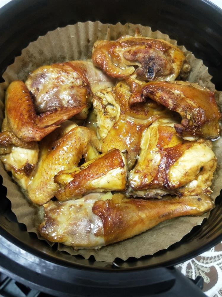 Muốn nướng gà bằng nồi chiên không dầu được vàng ngon, chị em không thể bỏ qua bí quyết này!-5