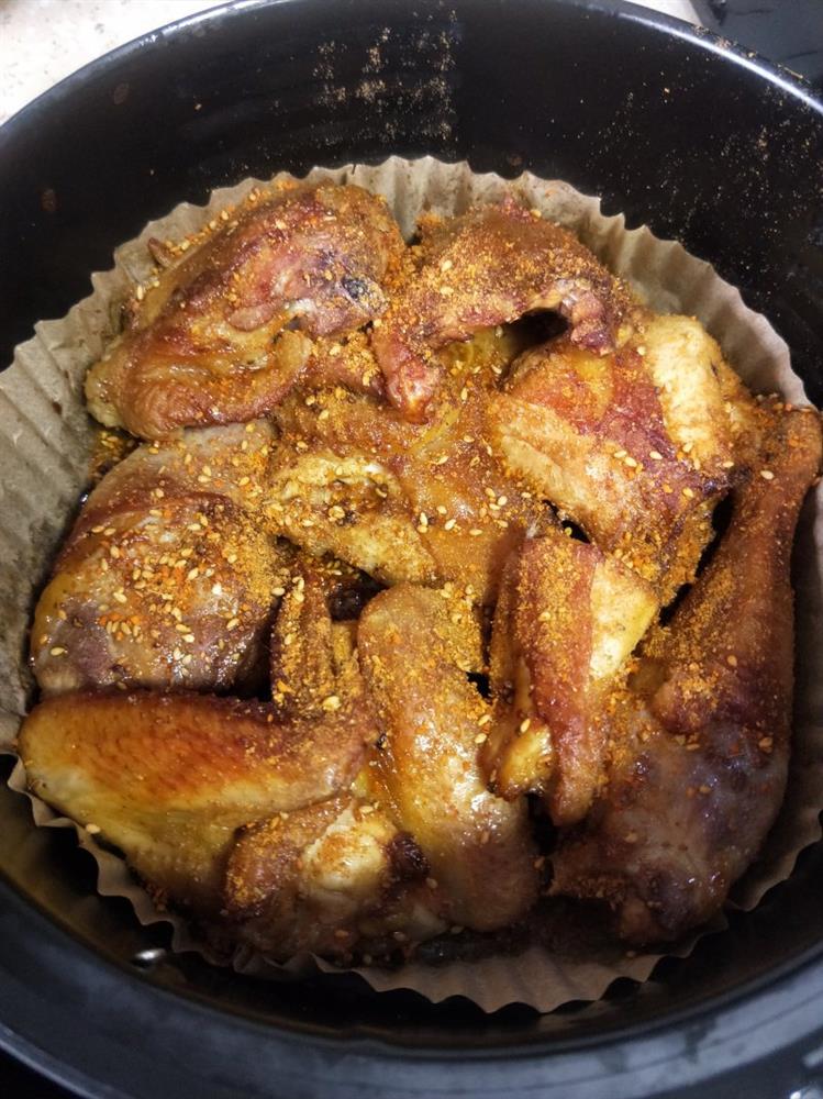 Muốn nướng gà bằng nồi chiên không dầu được vàng ngon, chị em không thể bỏ qua bí quyết này!-6