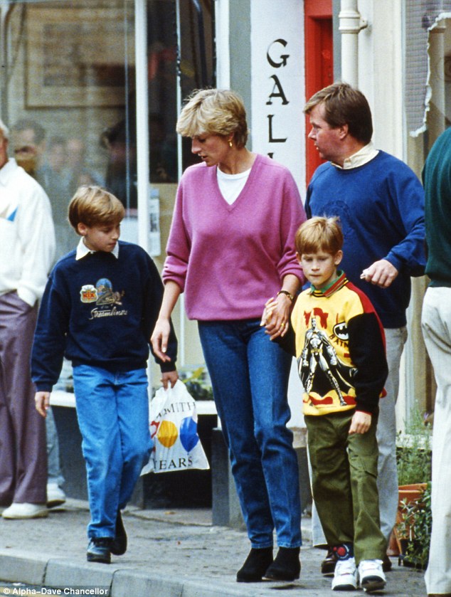 Người thân cận trung thành với Công nương Diana đặt câu hỏi chất vấn vợ chồng Meghan khiến cặp đôi nghẹn họng-1