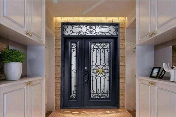 Cửa phòng tắm không được đối diện với 4 nơi này, ảnh hưởng đến sức khỏe và tài lộc-4